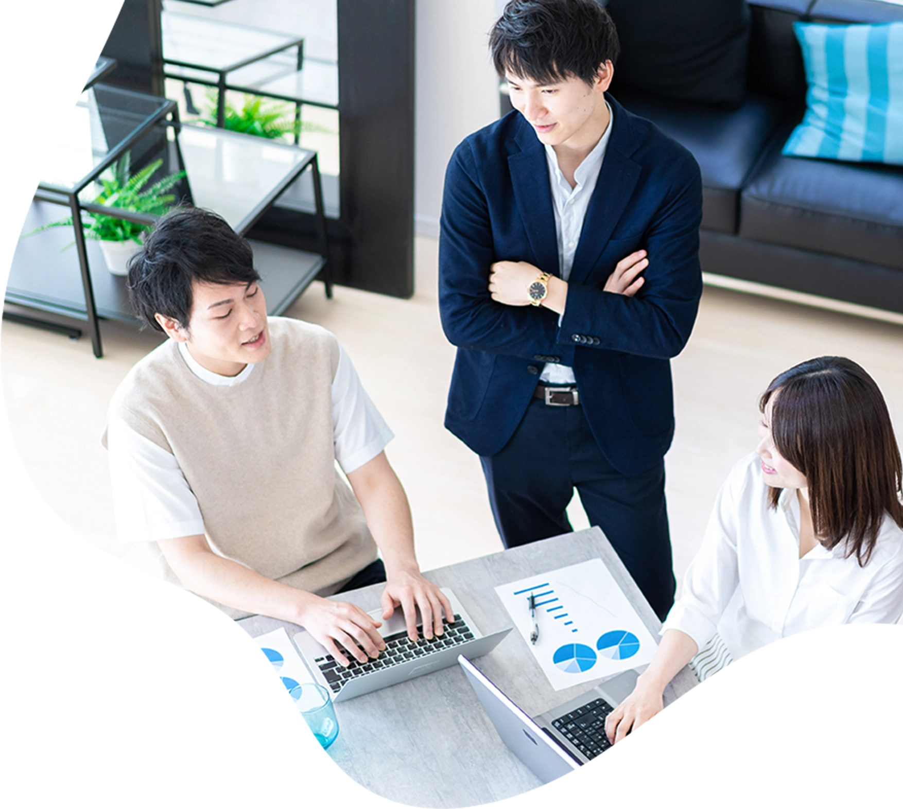 次世代のデジタル人材を育成する研修プログラムを提供